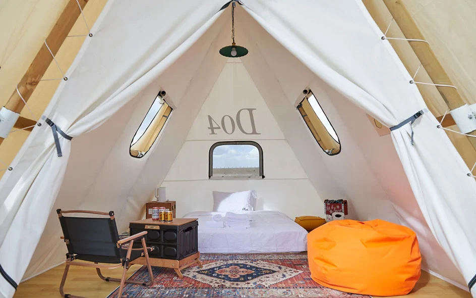 Unveiling Trends in Luxury Glamping Tents: Design and Decor Elegance