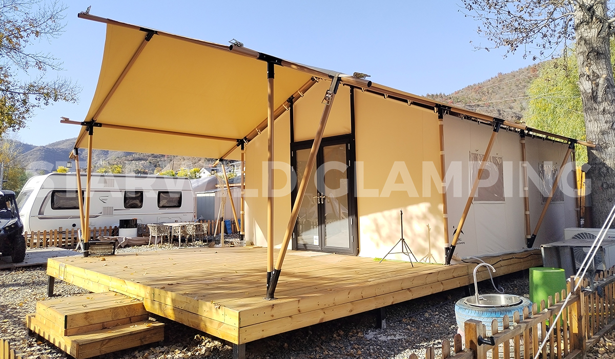 Safari_lodge_tent_glamping.jpg